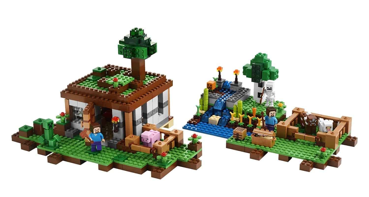 Lego Gift Ideas by Age - Toddler to Twelve Years: Minecraft Crafting Box | www.thepinningmama.com